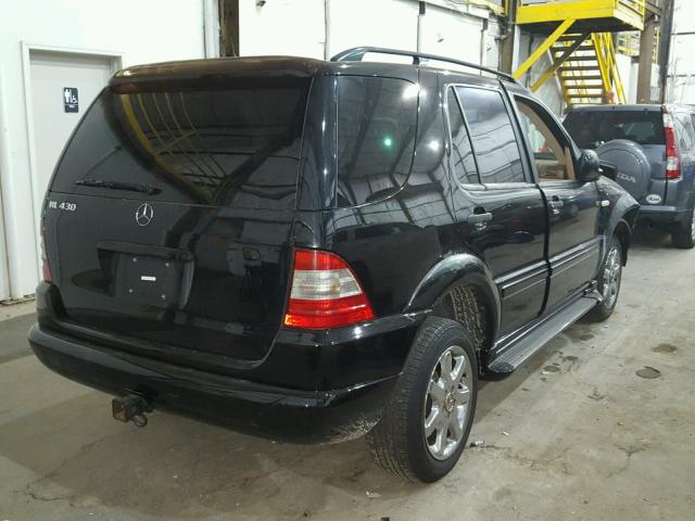 4JGAB72E9YA182797 - 2000 MERCEDES-BENZ ML 430 BLACK photo 4