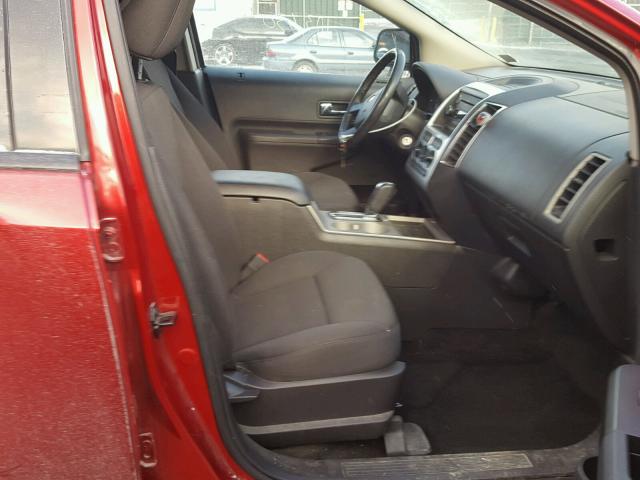 2FMDK48C98BB20628 - 2008 FORD EDGE SEL RED photo 5