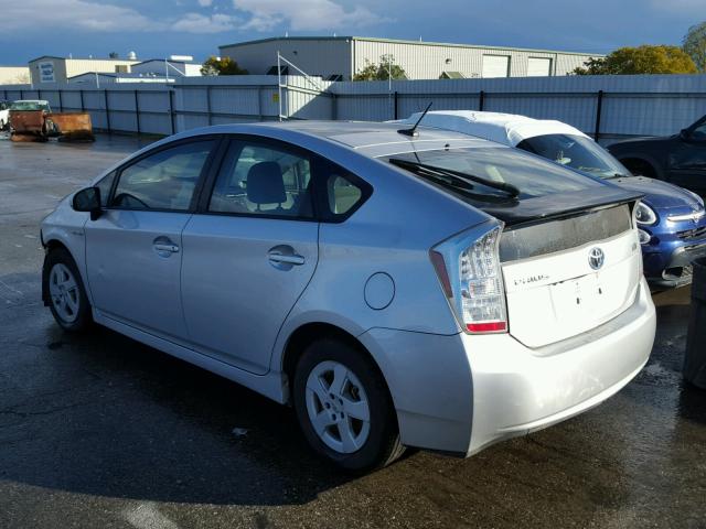 JTDKN3DU7B5322553 - 2011 TOYOTA PRIUS SILVER photo 3