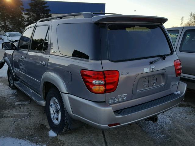 5TDZT34AX2S088803 - 2002 TOYOTA SEQUOIA SR SILVER photo 3