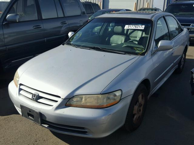 1HGCG16581A026005 - 2001 HONDA ACCORD EX SILVER photo 2