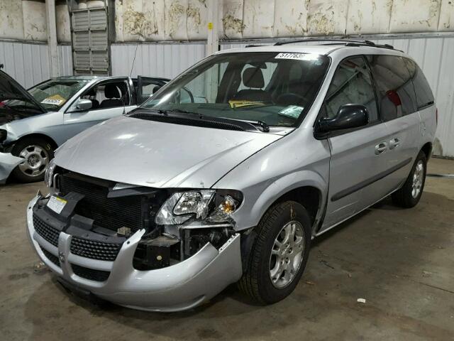 1D4GP45R44B578267 - 2004 DODGE CARAVAN SX SILVER photo 2