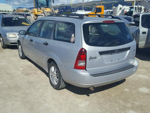 1FAFP36372W194234 - 2002 FORD FOCUS SE SILVER photo 3