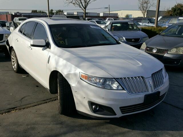 1LNHL9FT9AG615246 - 2010 LINCOLN MKS WHITE photo 1