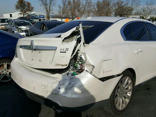 1LNHL9FT9AG615246 - 2010 LINCOLN MKS WHITE photo 9