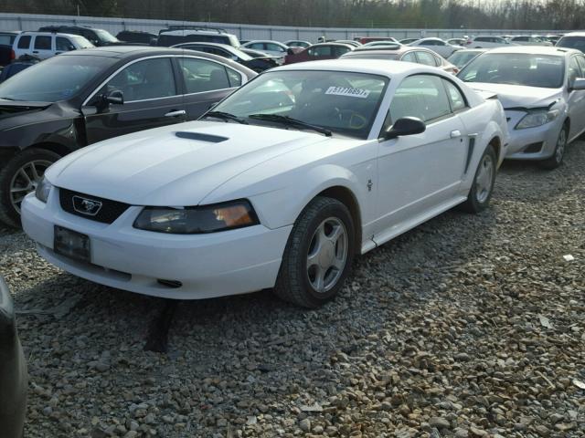 1FAFP40422F101191 - 2002 FORD MUSTANG WHITE photo 2