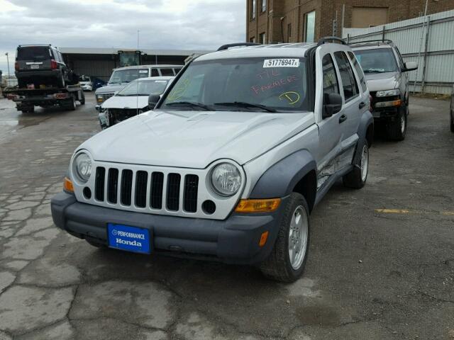 1J4GK48K17W584139 - 2007 JEEP LIBERTY SP SILVER photo 2