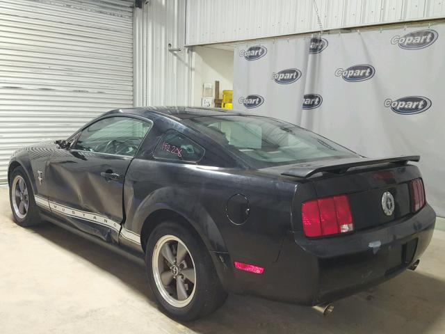 1ZVFT80N465150388 - 2006 FORD MUSTANG BLACK photo 3