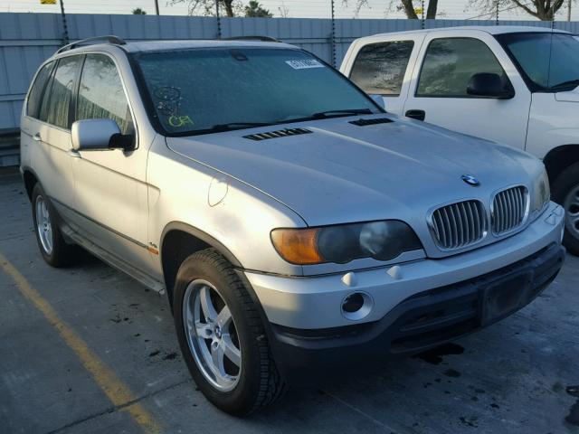 WBAFB33551LH22514 - 2001 BMW X5 4.4I GRAY photo 1