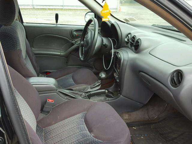 1G2NE52F04M659723 - 2004 PONTIAC GRAND AM S BLACK photo 5