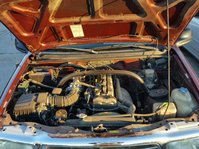 2CNBJ13C126917844 - 2002 CHEVROLET TRACKER BURGUNDY photo 7