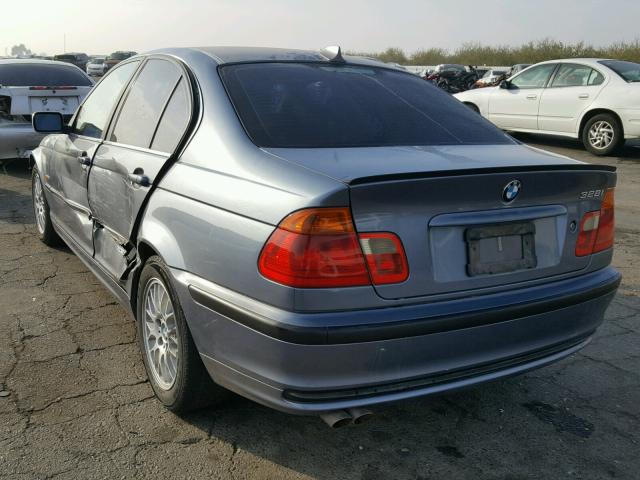 WBAAM5331XFR03354 - 1999 BMW 328I AUTOM BLUE photo 3