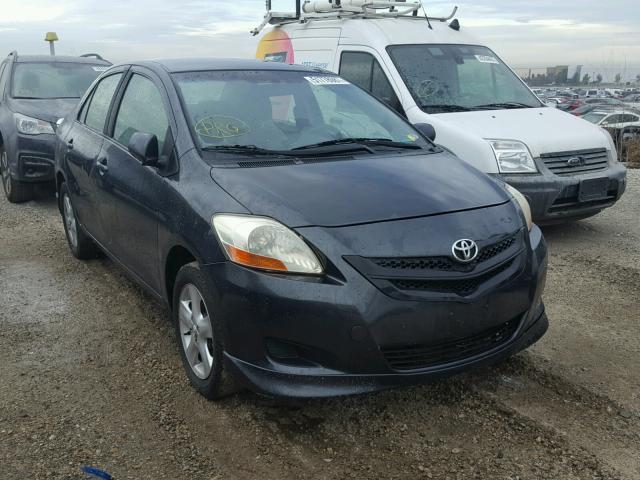 JTDBT923371131374 - 2007 TOYOTA YARIS GRAY photo 1