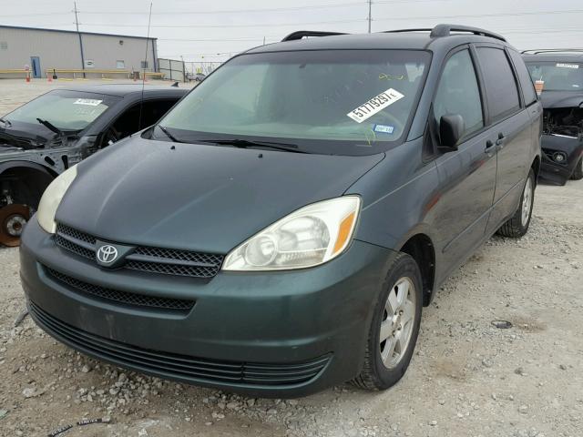 5TDZA23C34S169020 - 2004 TOYOTA SIENNA CE GREEN photo 2