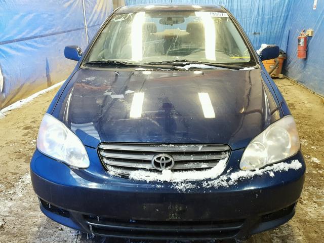 2T1BR32E04C213602 - 2004 TOYOTA COROLLA CE BLUE photo 9