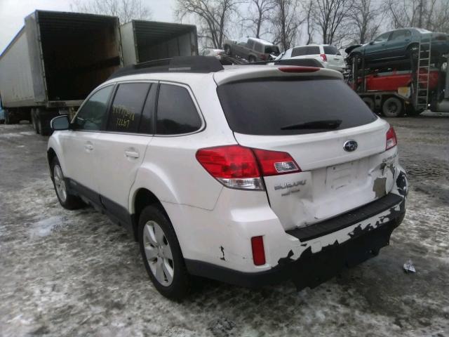 4S4BRBCC2C3262293 - 2012 SUBARU OUTBACK 2. WHITE photo 3