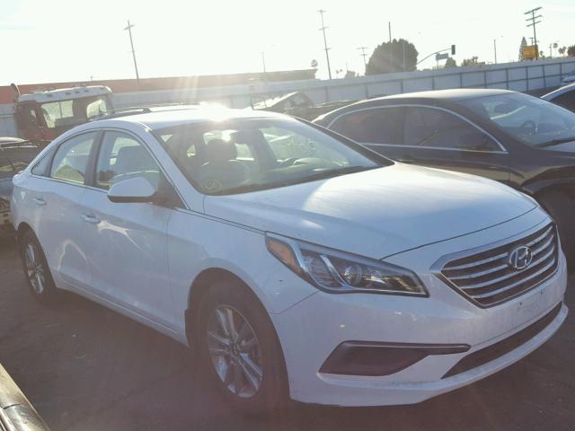 5NPE24AF2HH444392 - 2017 HYUNDAI SONATA SE WHITE photo 1