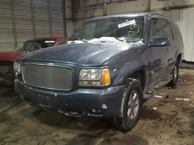 1GKEK13RXXR902178 - 1999 GMC DENALI GREEN photo 2