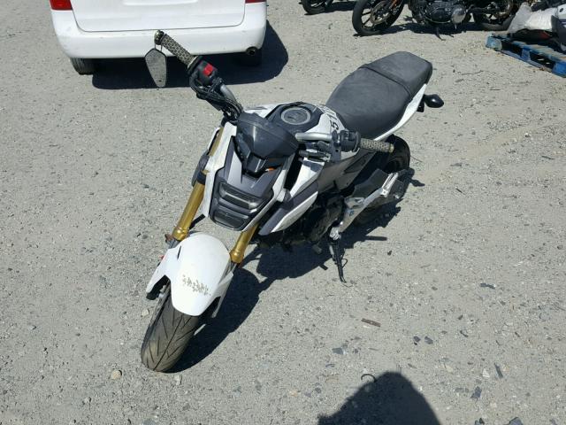 MLHJC6111H5206705 - 2017 HONDA GROM 125 WHITE photo 2