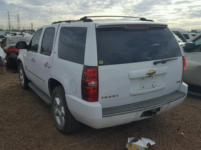 1GNUKCE02AR145163 - 2010 CHEVROLET TAHOE K150 WHITE photo 3