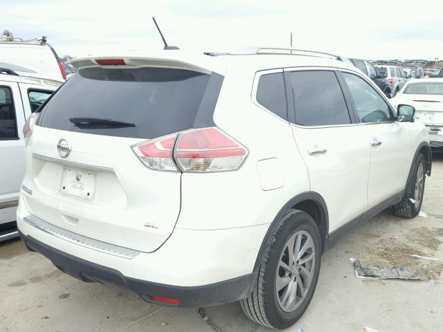 5N1AT2MT0FC831626 - 2015 NISSAN ROGUE S WHITE photo 4