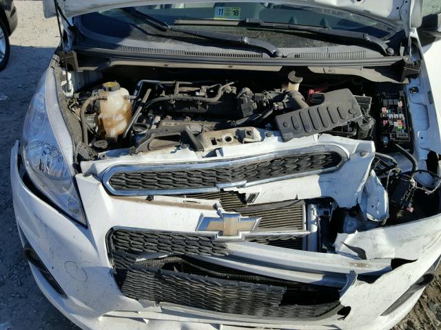 KL8CD6S97FC723005 - 2015 CHEVROLET SPARK 1LT Белый фото 7