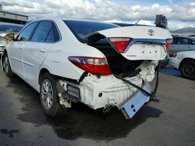 4T1BF1FK4HU364167 - 2017 TOYOTA CAMRY LE თეთრი ფოტო 3