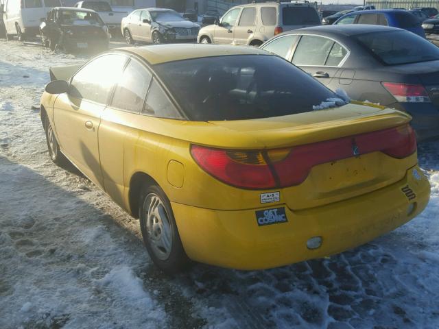 1G8ZY12741Z319215 - 2001 SATURN SC2 YELLOW photo 3