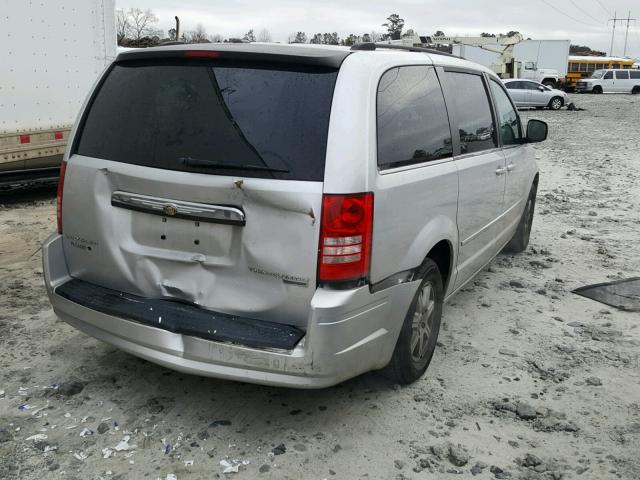 2A4RR5D1XAR273512 - 2010 CHRYSLER TOWN & COU SILVER photo 4