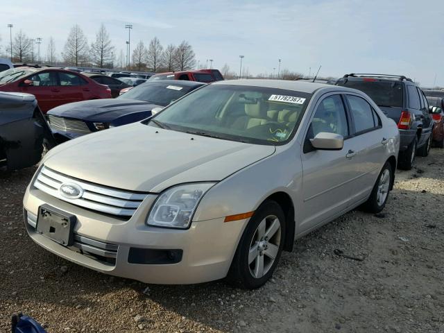 3FAHP07Z79R187940 - 2009 FORD FUSION SE GOLD photo 2