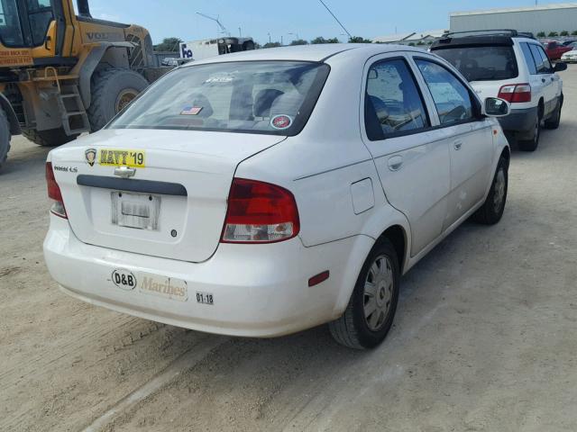 KL1TJ52644B241697 - 2004 CHEVROLET AVEO LS WHITE photo 4