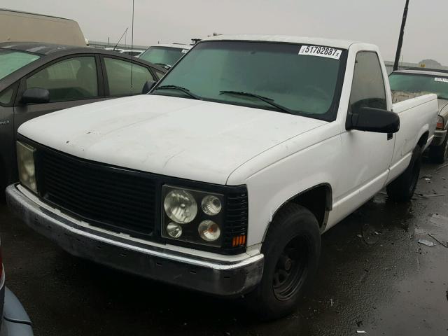 1GTEC14M9WZ534828 - 1998 GMC SIERRA C15 WHITE photo 2