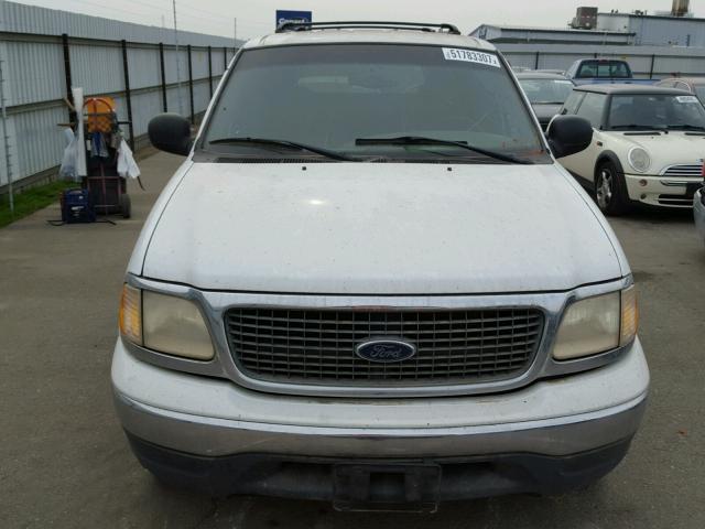 1FMEU1569YLC20269 - 2000 FORD EXPEDITION WHITE photo 9