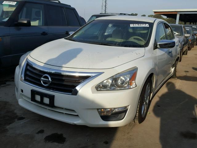 1N4AL3AP4DN413479 - 2013 NISSAN ALTIMA 2.5 WHITE photo 2