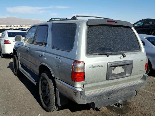 JT3GN86R4X0131287 - 1999 TOYOTA 4RUNNER SR SILVER photo 3