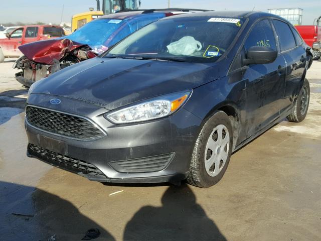 1FADP3E28HL204568 - 2017 FORD FOCUS S GRAY photo 2