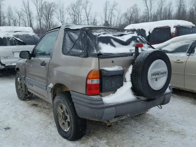 2CNBJ18C026950522 - 2002 CHEVROLET TRACKER TAN photo 3