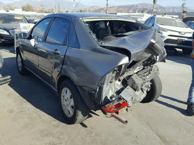 1FAFP34N47W106574 - 2007 FORD FOCUS ZX4 GRAY photo 3