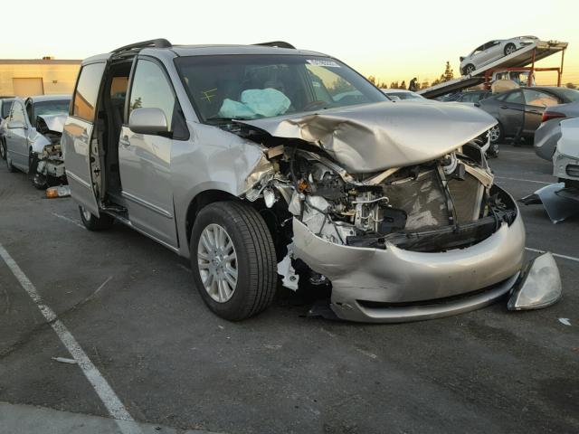 5TDZK22C47S095853 - 2007 TOYOTA SIENNA XLE SILVER photo 1