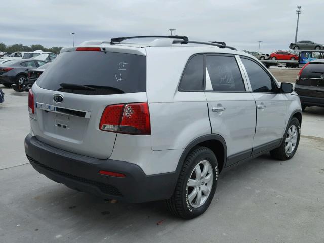 5XYKT3A61DG344019 - 2013 KIA SORENTO LX SILVER photo 4