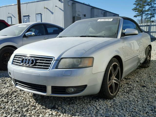 WAUAC48H74K006172 - 2004 AUDI A4 1.8 CAB SILVER photo 2