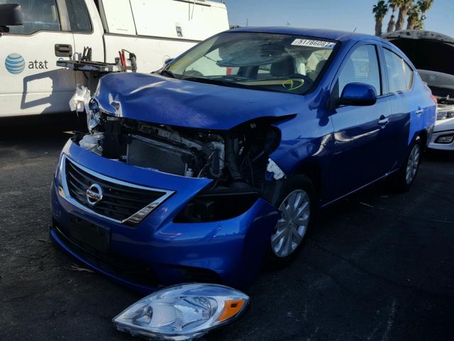 3N1CN7AP7DL887496 - 2013 NISSAN VERSA S BLUE photo 2