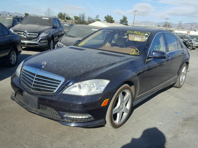 WDDNG7BB9BA370181 - 2011 MERCEDES-BENZ S 550 BLUE photo 2