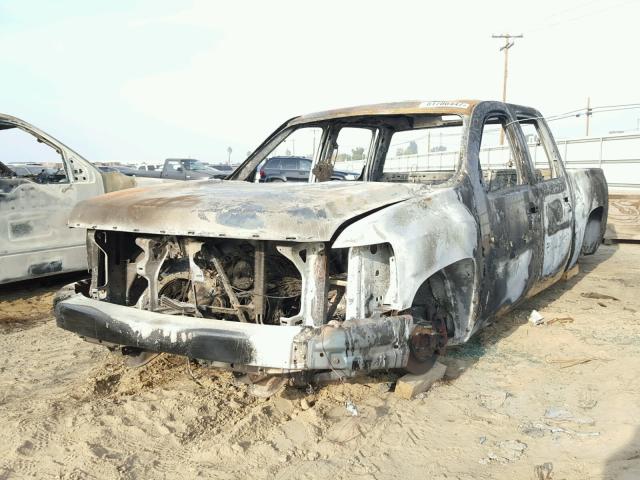 2GCFC13Y671639278 - 2007 CHEVROLET SILVERADO BURN photo 2