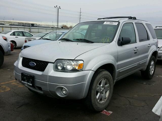 1FMCU94157KB08617 - 2007 FORD ESCAPE LIM SILVER photo 2