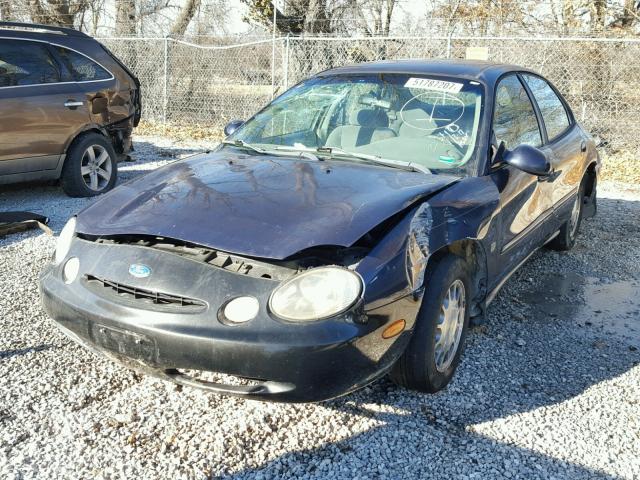 1FAFP53S4WG119515 - 1998 FORD TAURUS SE BLUE photo 2