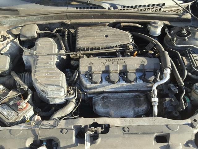 2HGES267X3H564420 - 2003 HONDA CIVIC EX SILVER photo 7