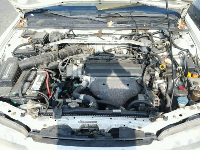 1HGCE1831RA006644 - 1994 HONDA ACCORD LX WHITE photo 7