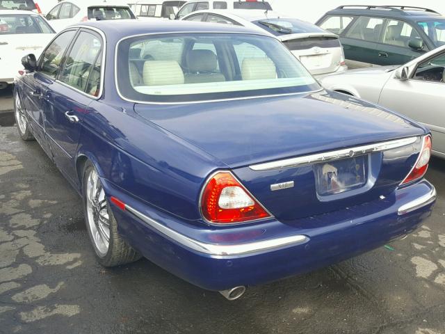 SAJEA71C94SG11115 - 2004 JAGUAR XJ8 BLUE photo 3