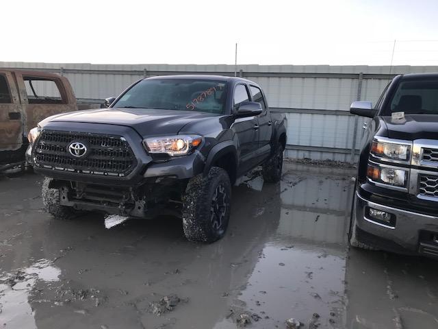 5TFCZ5AN5GX006436 - 2016 TOYOTA TACOMA DOU GRAY photo 2